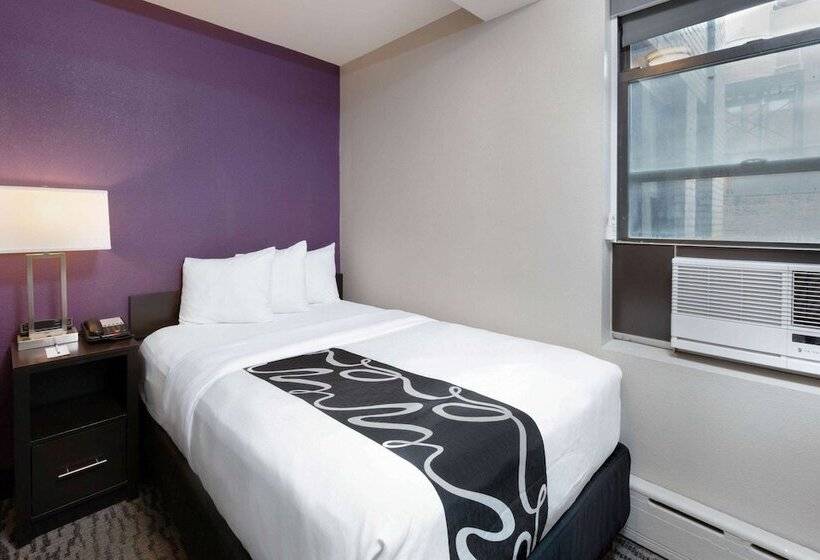 اتاق استاندارد با تخت دوبل, La Quinta By Wyndham New York City Central Park