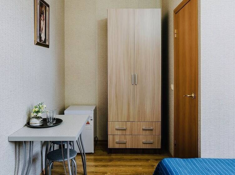 اتاق عادی, 21 Century