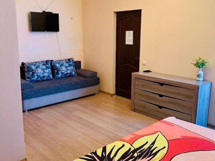 اتاق خانوادگی, 21 Century