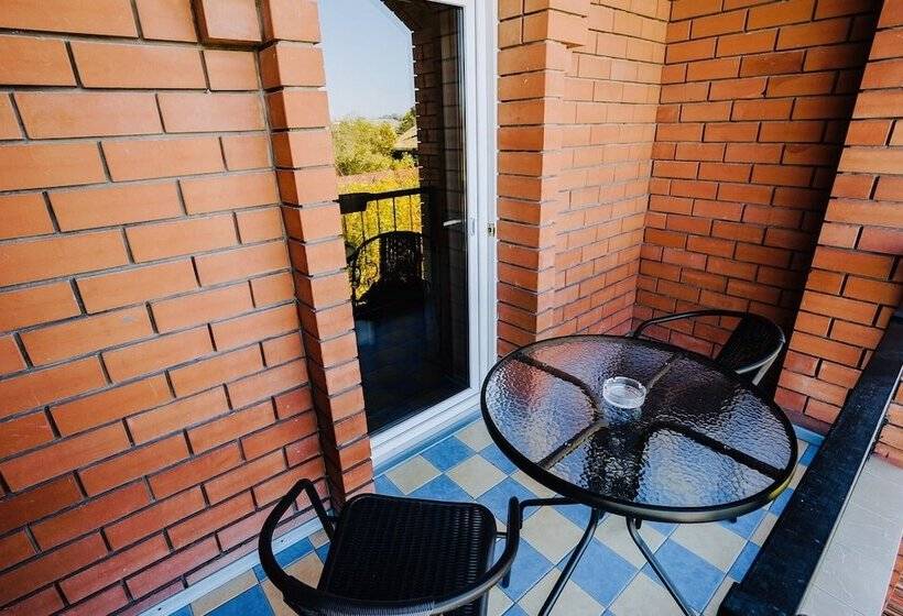 اتاق استاندارد با تخت دوبل, 21 Century