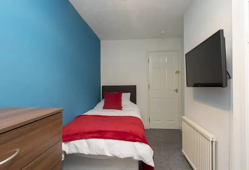 バスルーム共有のシングルスタンダード, Townhouse @ 97 Edleston Road Crewe