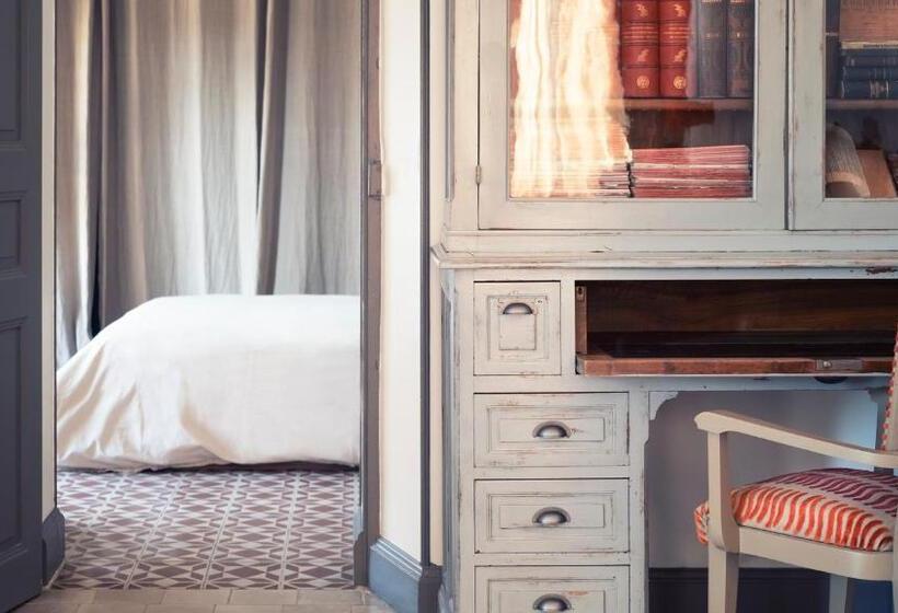 テラス付スイート, La Fontasse