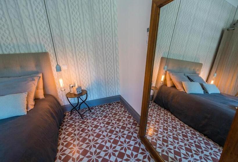 テラス付スイート, La Fontasse