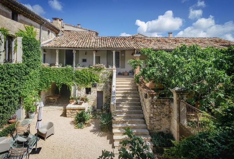 テラス付スイート, La Fontasse