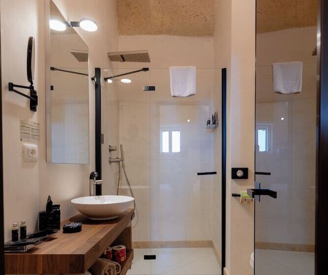 高级大房间, Quarry Resort