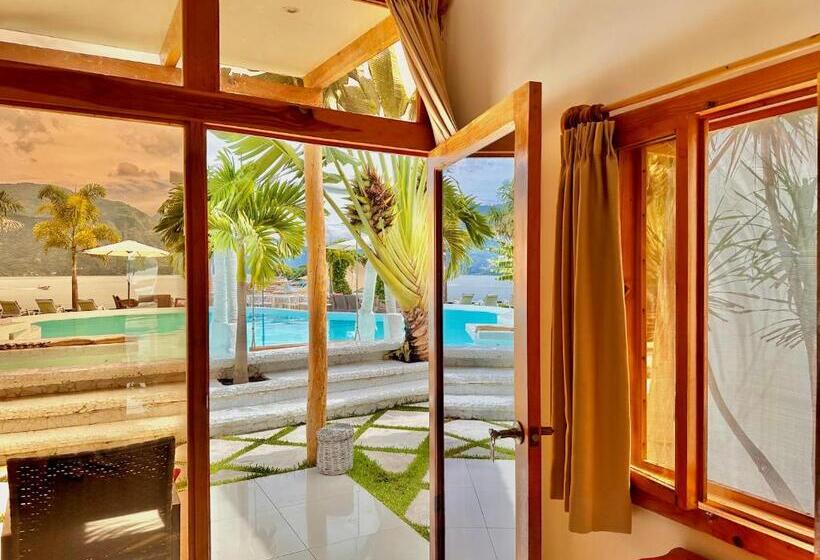 سوییت با چشمانداز استخر, Sababa Resort