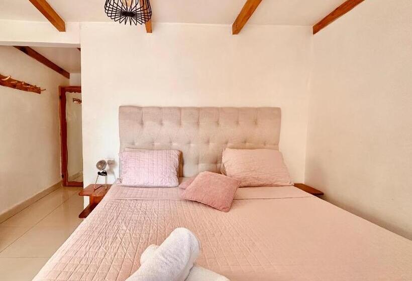 سوییت با چشم‌انداز استخر, Sababa Resort