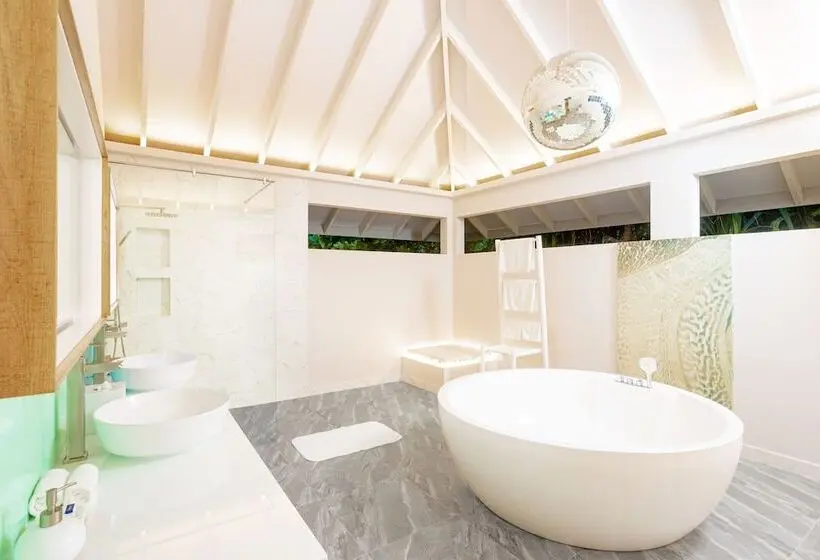 ویلای یک اتاق خوابه با استخر شنا, The Standard, Huruvalhi Maldives