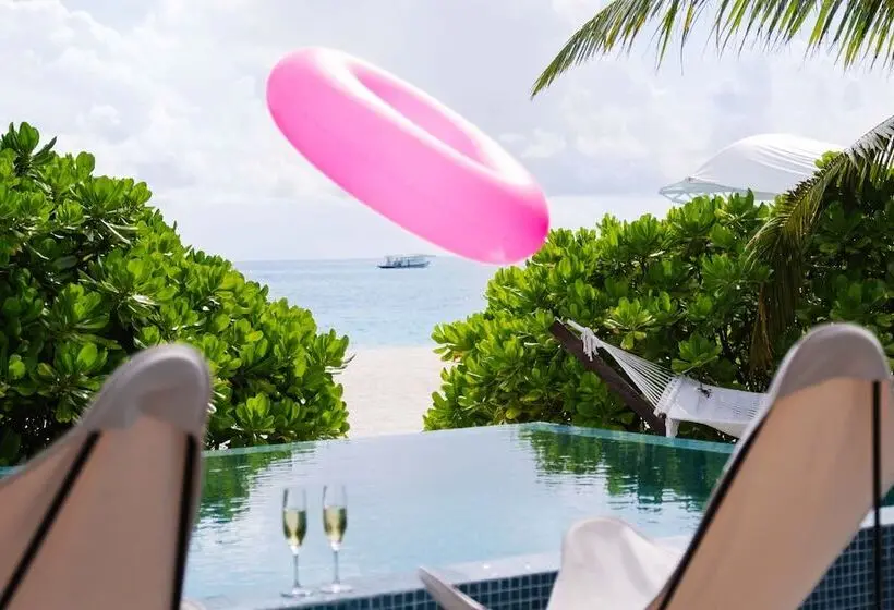 ویلای یک اتاق خوابه با استخر شنا, The Standard, Huruvalhi Maldives