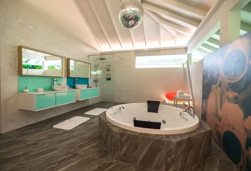 ویلای 2 خوابه, The Standard, Huruvalhi Maldives