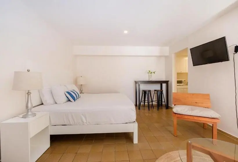 Standard Yhden Hengen Huone, Suites Turquesa