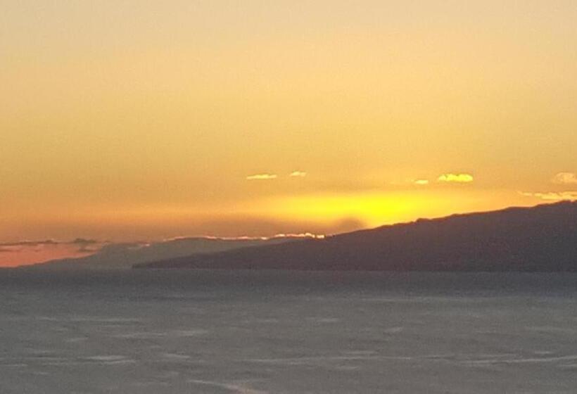 小型套房带阳台, Casa Mariposa Guesthouse  Adults Only