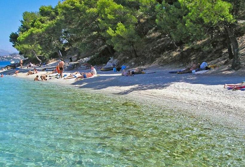 Апартаменты 1 Спальня Вид на Море, Barba In Trogir Mittel Dalmatien