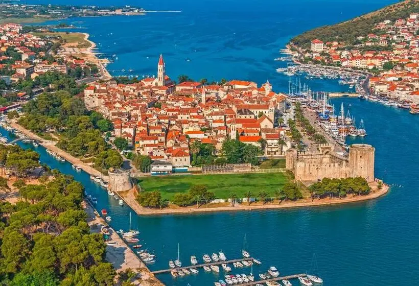 海の見える1ベッドルームアパートメント, Barba In Trogir Mittel Dalmatien