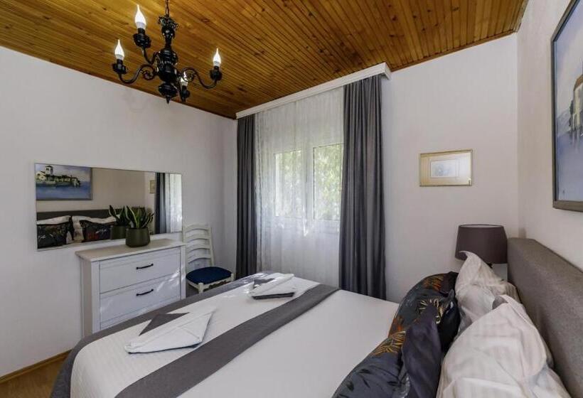 Апартаменты 1 Спальня Вид на Море, Barba In Trogir Mittel Dalmatien