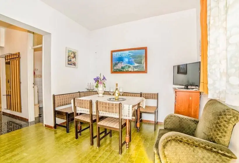 Huoneisto 1 Makuuhuone, Apartments Poljak