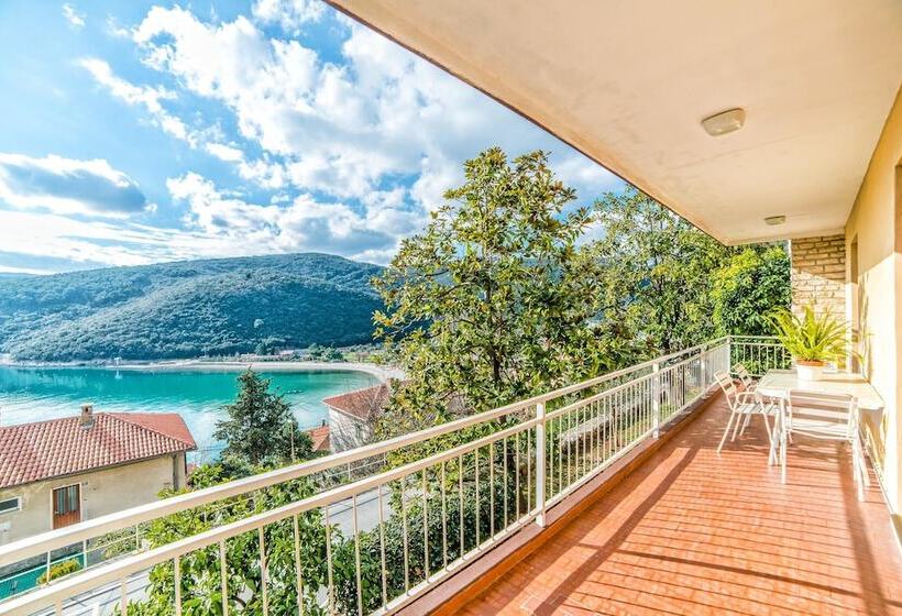 דירת חדר, Apartments Poljak