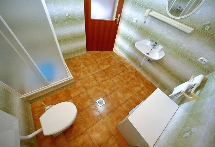Апартаменты 1 Спальня, Apartments Verka