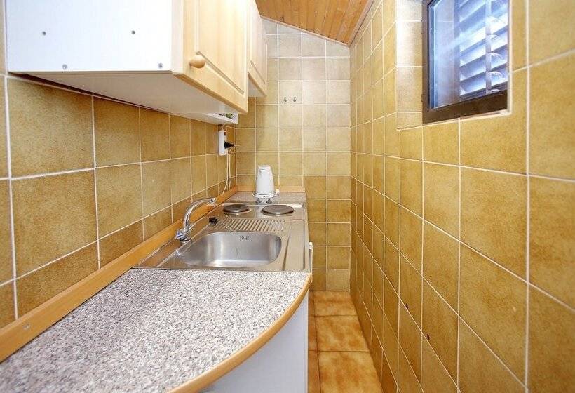 Апартаменты 1 Спальня, Apartments Verka