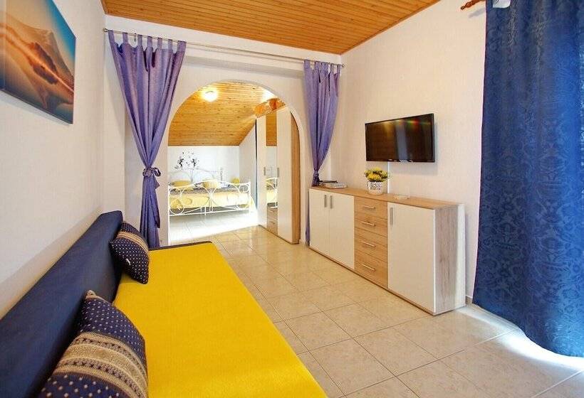 شقة غرفة واحدة, Apartments Verka