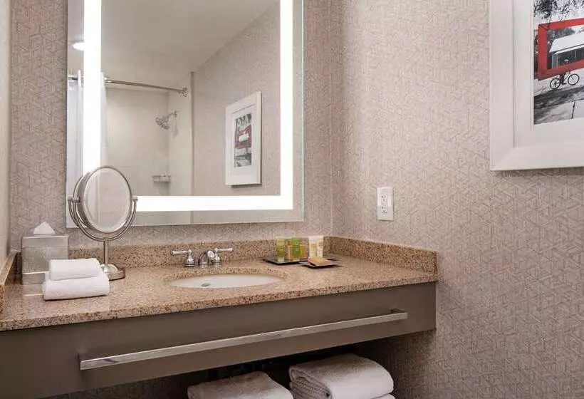 اتاق استاندارد با چشمانداز شهر, Coast Seattle Downtown Hotel By Apa