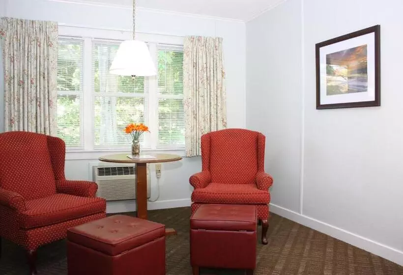 Mini Suite, Highbrook Motel