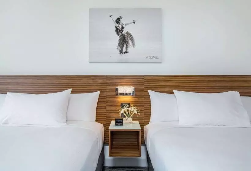 ２ダブルベッドのスタンダードルーム, Grand Naniloa Hotel Hilo   A Doubletree By Hilton