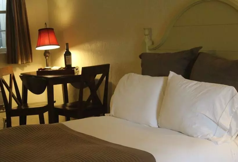 2ダブルベッドのスタンダードルーム, Hillwinds Inn Blowing Rock