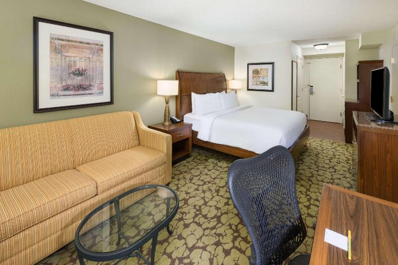 キングサイズベッドのスタンダードルーム, Hilton Garden Inn Atlanta North/alpharetta