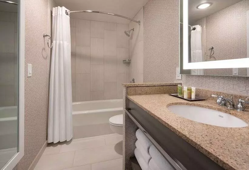 اتاق استاندارد با 2 تخت دوبل, Coast Seattle Downtown Hotel By Apa