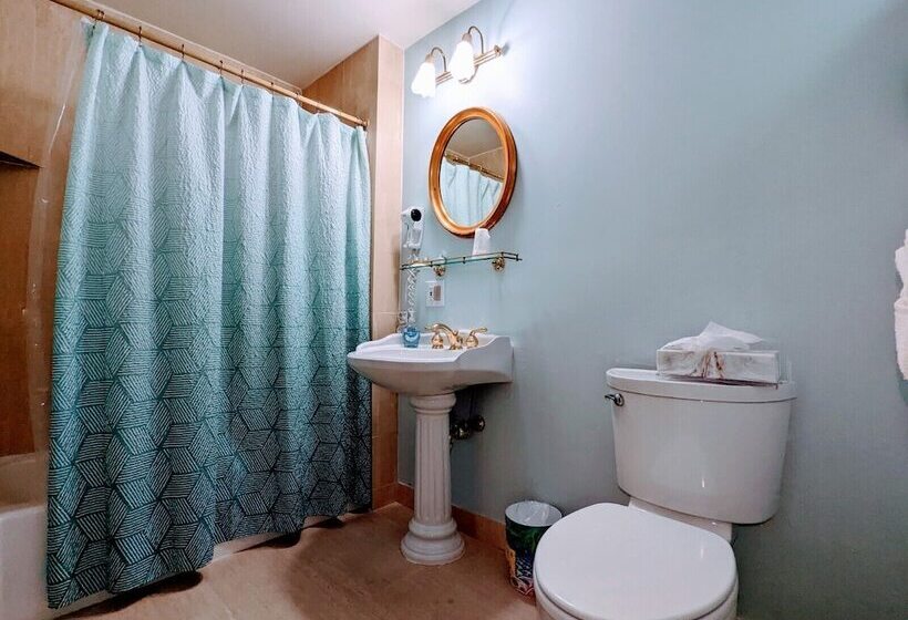 标准间, The Hewitt Wellington