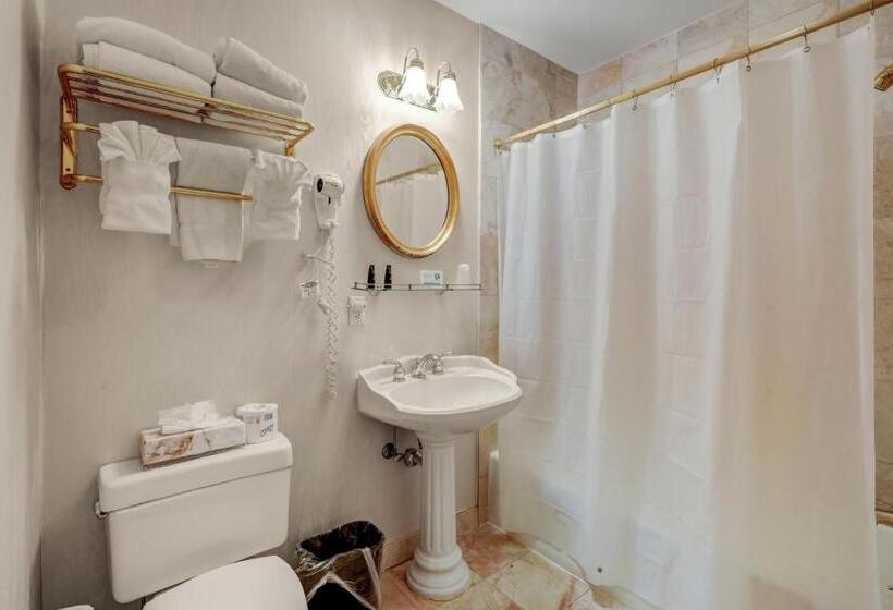 套房, The Hewitt Wellington