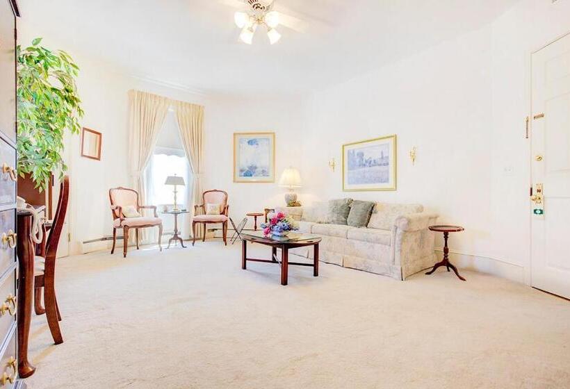 豪华套房, The Hewitt Wellington