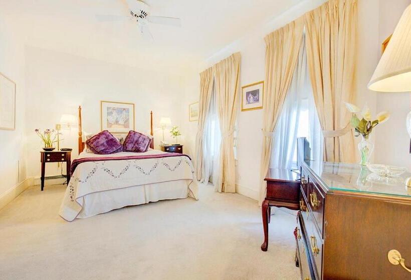 豪华套房, The Hewitt Wellington