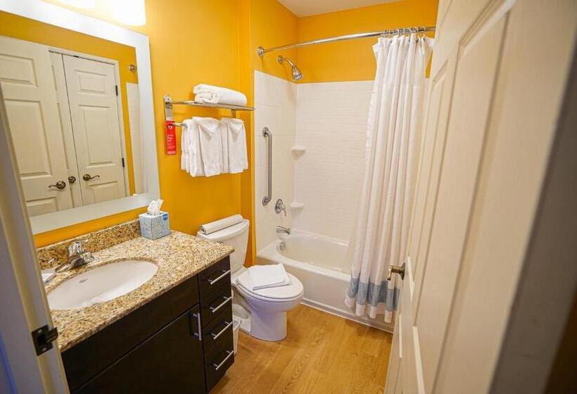 带大床的标准工作室, Towneplace Suites Old Mill District, Bend Near Mt Bachelor