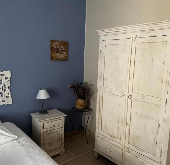 Standard room with outdoor bath, Villa Quinissole