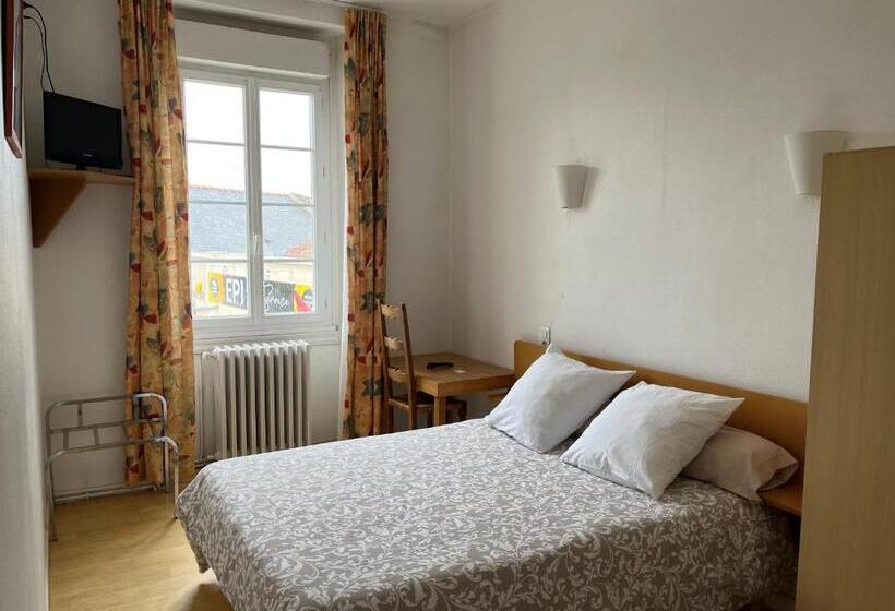 חדר סטנדרט, L Entracte