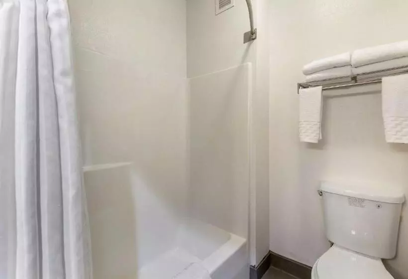キングサイズベッドのスタンダードルーム, Best Western Plus South Hill Inn