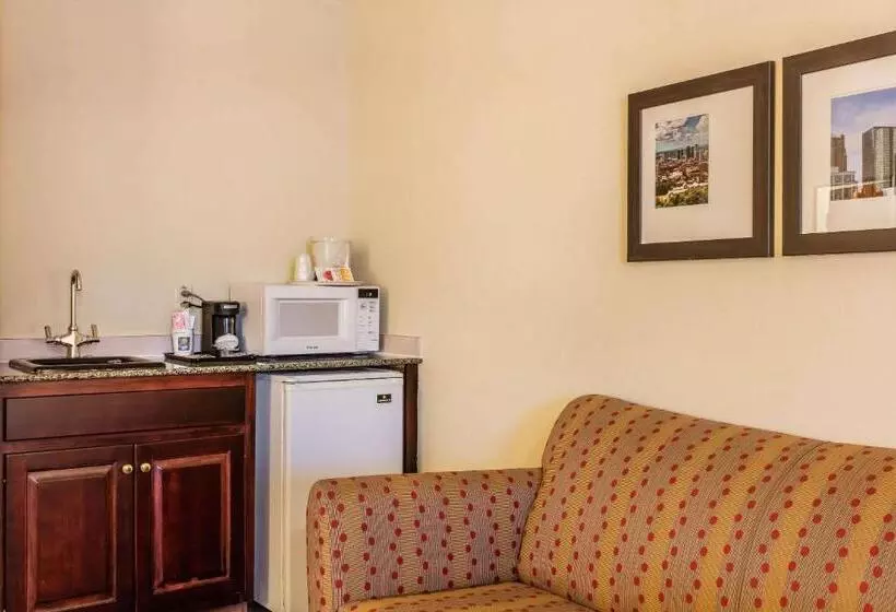 Sviitti King-vuode, Comfort Inn & Suites Jasper Hwy 78 West