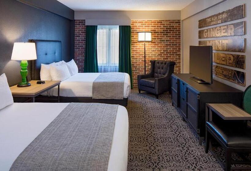 스탠다드 룸 더블 침대 2개, Holiday Inn Hotel French Quarter Chateau Lemoyne, An Ihg