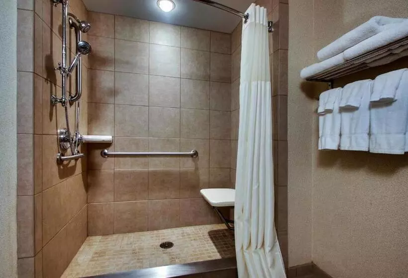 اتاق لوکس با تخت بزرگ, Hollywood Casino Bangor