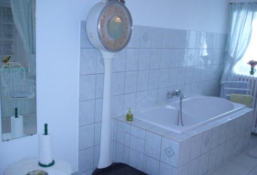 ファミリールーム, Ferme De Dauval