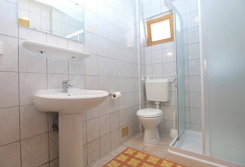 Апартаменты 1 Спальня, Apartments And Rooms Novigrad 1624