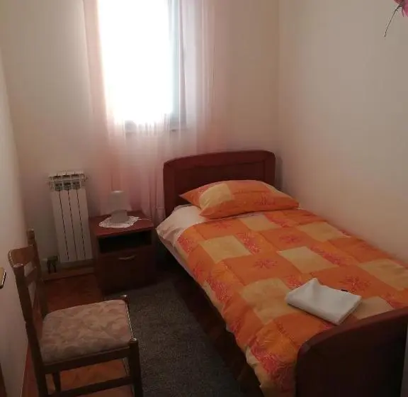 آپارتمان 3 خوابه, Guest House Krševan