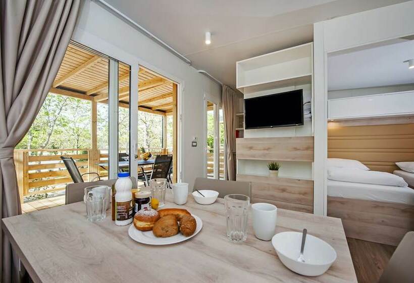 منزل غرفتين نوم, Mediteran Kamp Mobile Homes In Camping Puntica