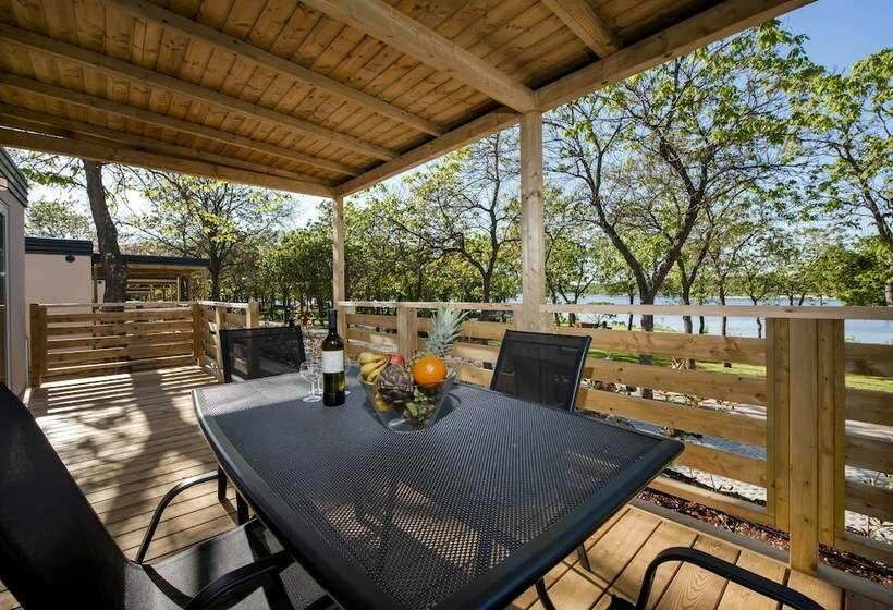 منزل غرفتين نوم, Mediteran Kamp Mobile Homes In Camping Puntica