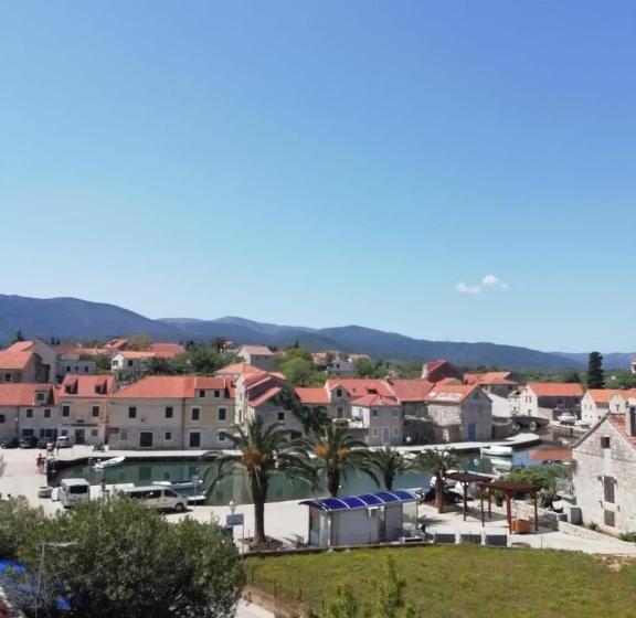 חדר סופריור, Mediteran Hvar   Modern Rooms And Restaurant, B&b