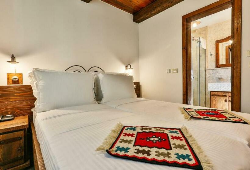 سوییت خانوادگی, Stara čaršija Hotel & Spa