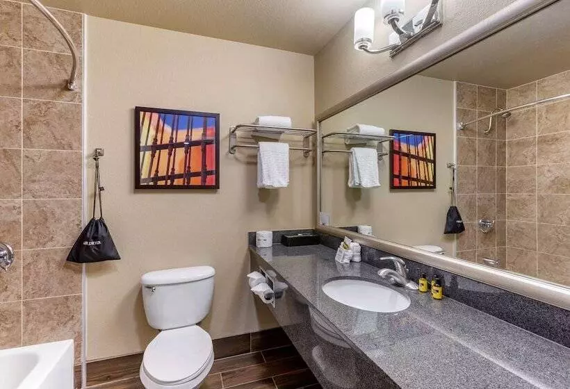 スイート, Best Western Plus Winslow Inn