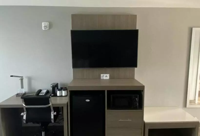 身障者適用キングサイズベッドルーム, Days Inn By Wyndham Rockport Texas